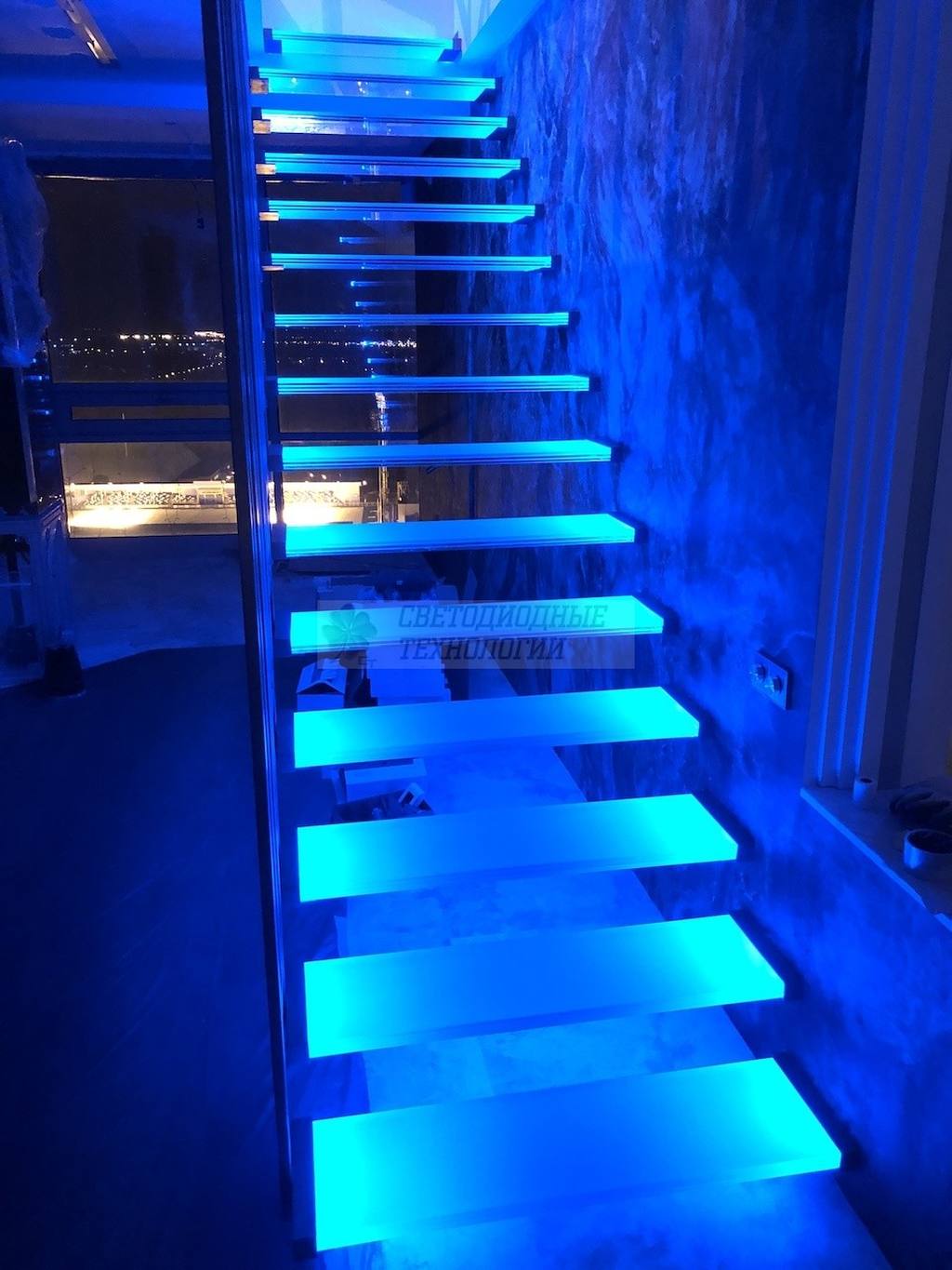 LED подсветка ступеней